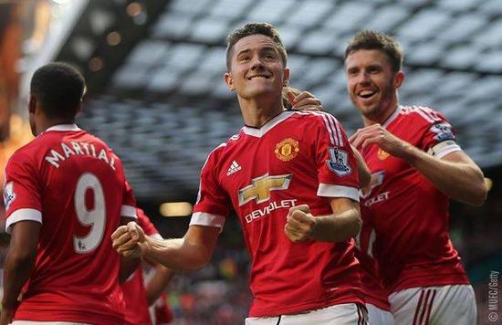 的决策显得 的决策显得